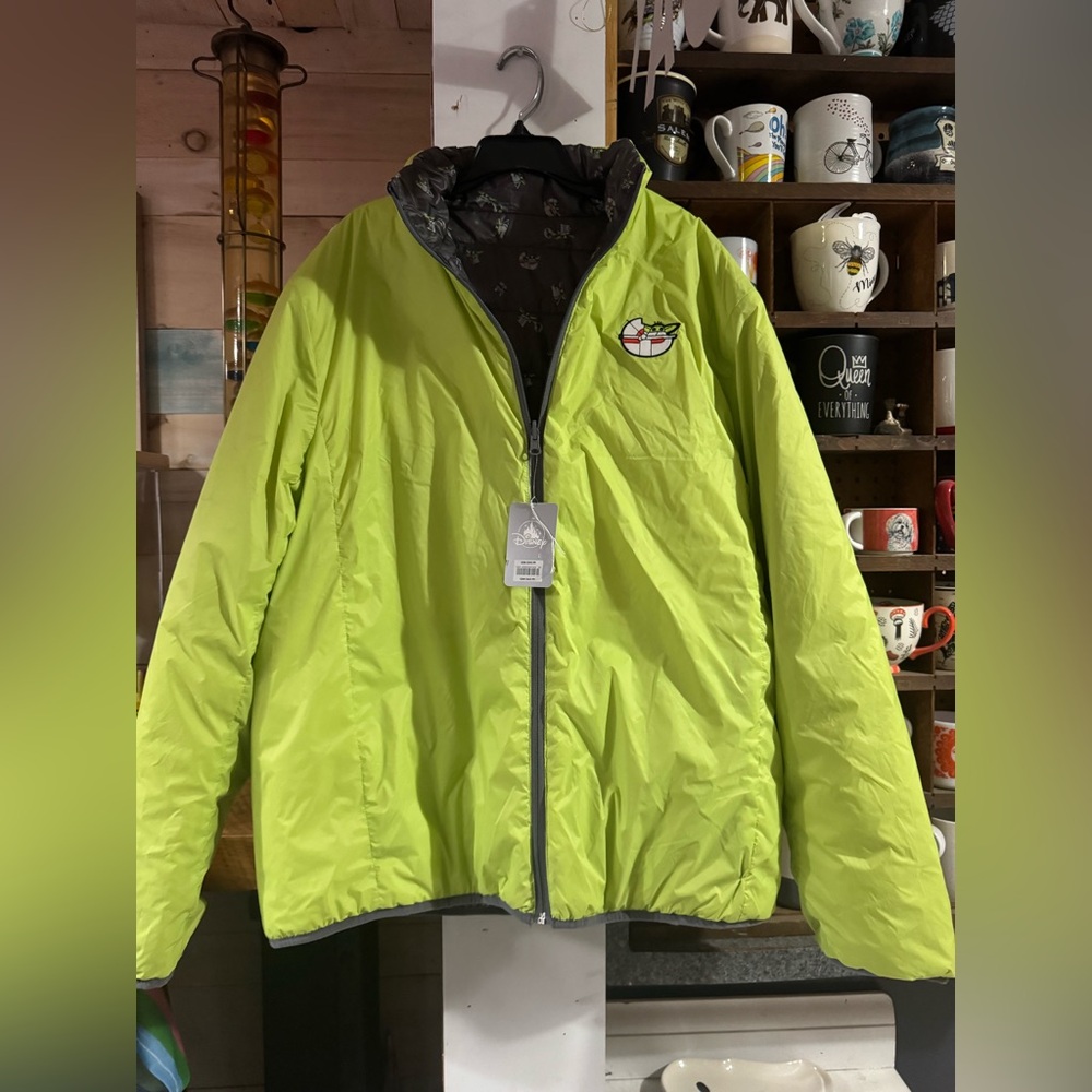 Disney STARWARS Baby Yoda Grogru coat Large reversible NWT
